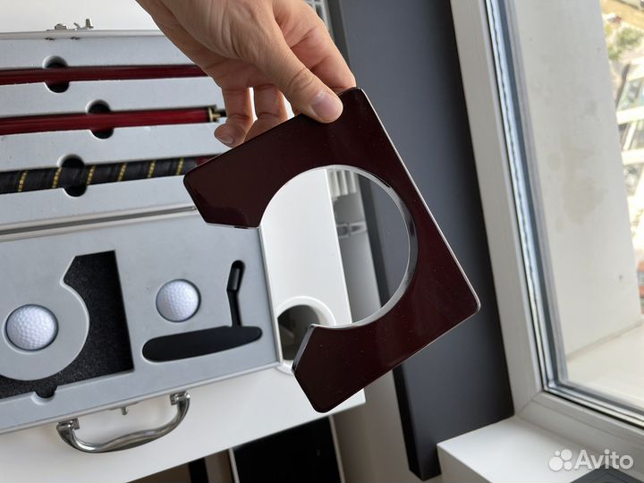 Набор для гольфа в офисе