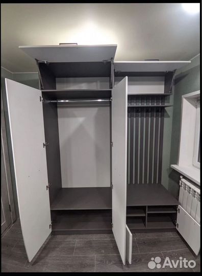 Шкаф в прихожую