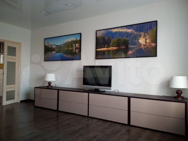 2-к. квартира, 65 м², 5/10 эт.