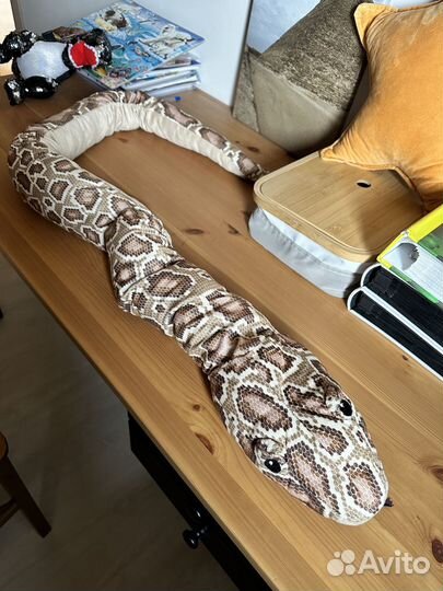 Змея (питон) Икеа
