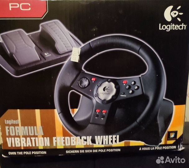 Игровой руль с педалями Logitech
