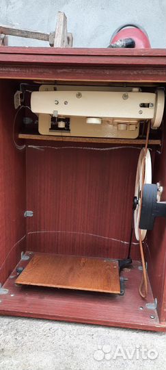 Швейная машинка бу