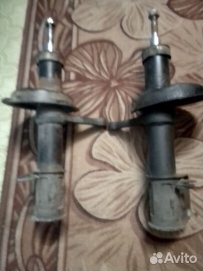 Передние стойки калина