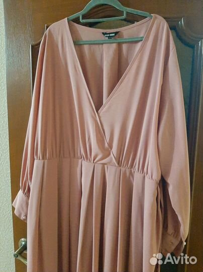 Продам платье