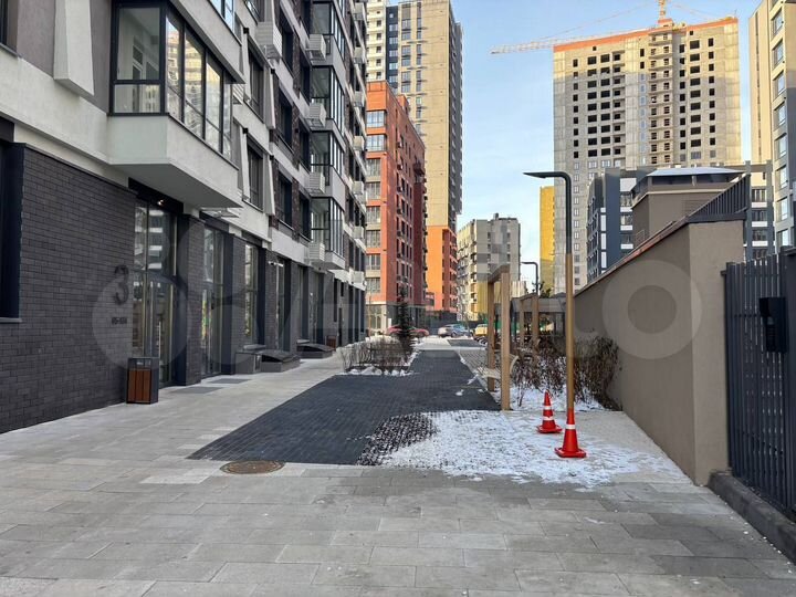 3-к. квартира, 87 м², 5/17 эт.