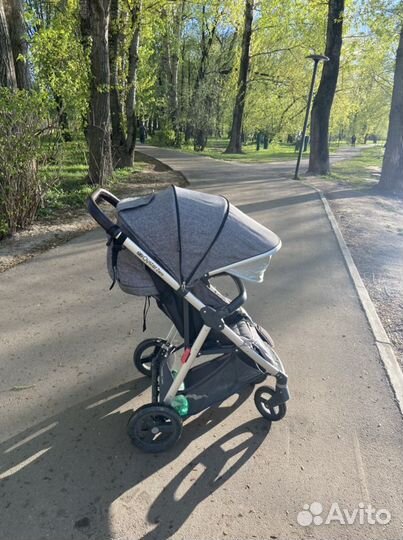 Коляска прогулочная Oyster Zero