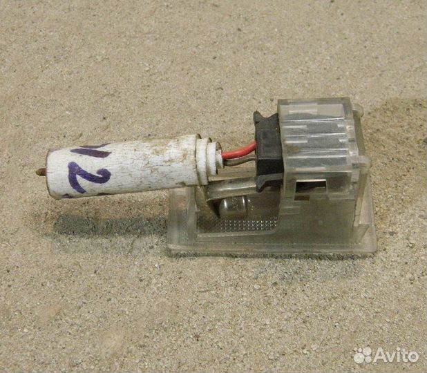 Плафон багажника Chery Amulet