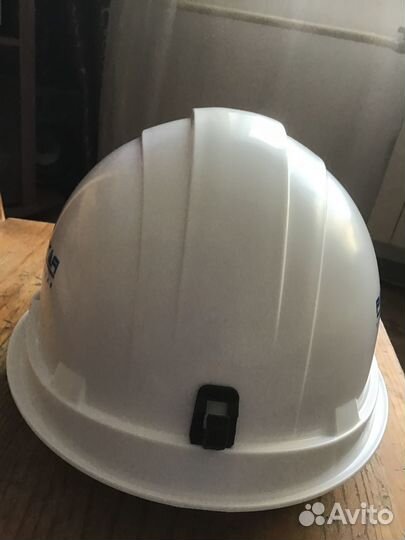 Каска защитная