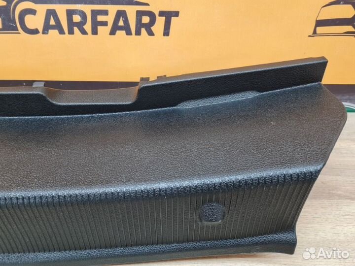 Накладка на порог багажника Mercedes-Benz C W204