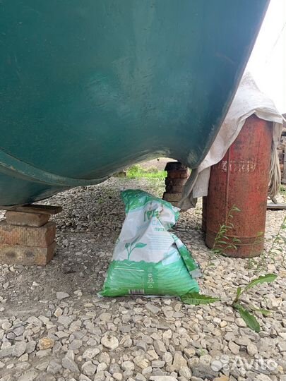 Катер-тримаран 