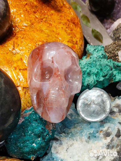 Минералы Урала, ножи, шкатулки, подсвечники