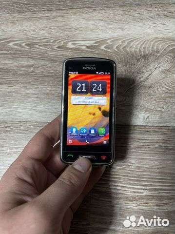 Телефон Nokia c6-01