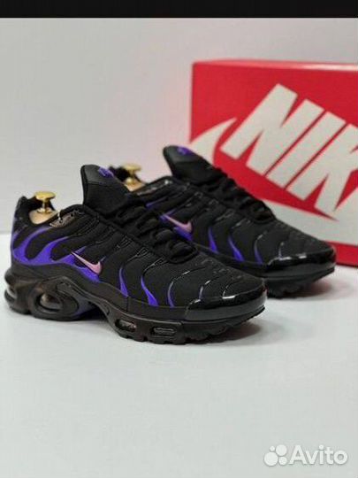 Кроссовки Nike air Max plus