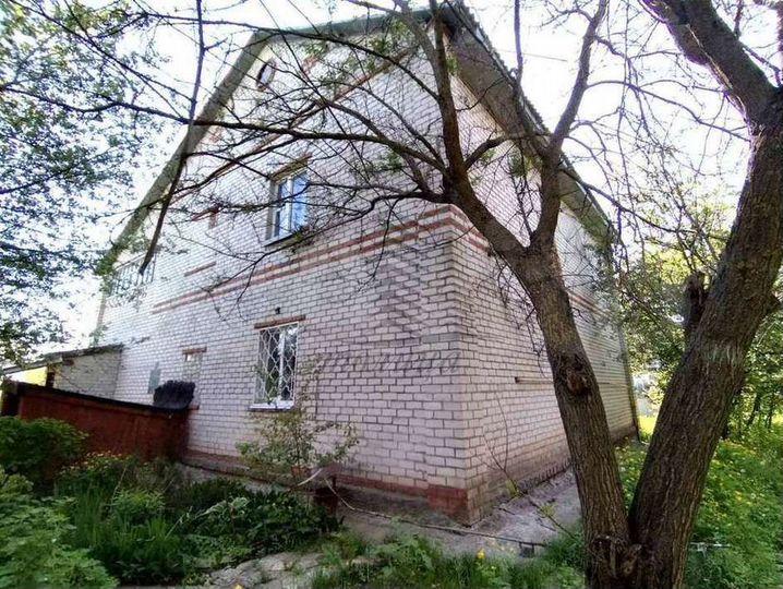 Коттедж 267 м² на участке 11 сот.