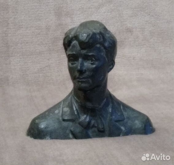 Бюст Есенина С.А. Литье. Винтаж. СССР