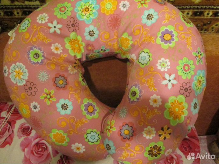 Подушка для кормления Chicco Boppy