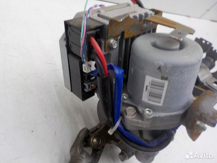 Колонка рулевая на Nissan Juke