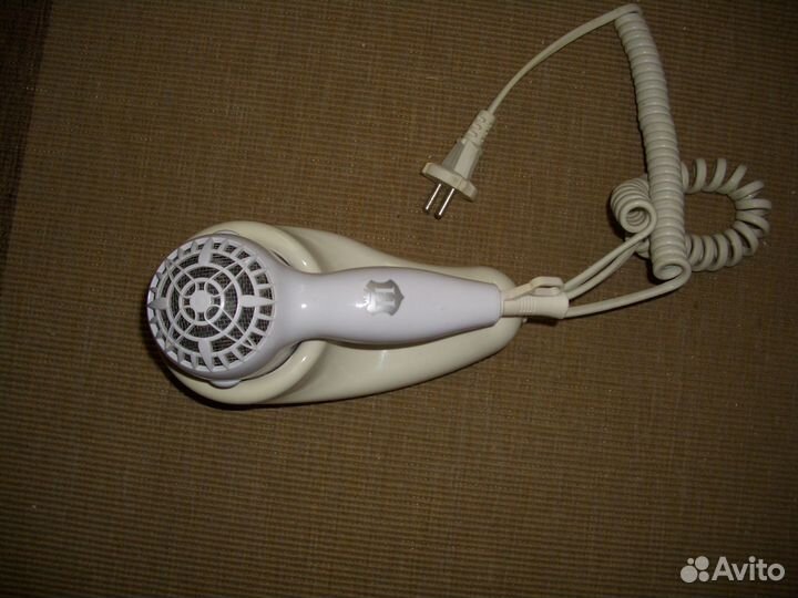 Фен настенный