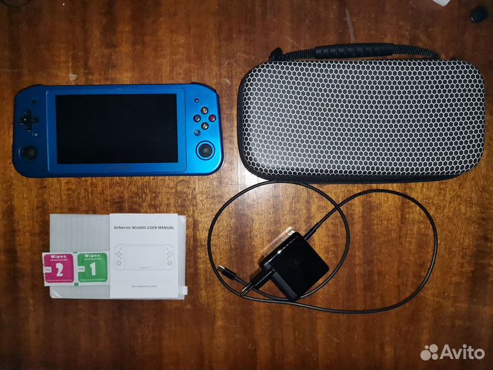 Портативная консоль Anbernic Win600 3050e Blue