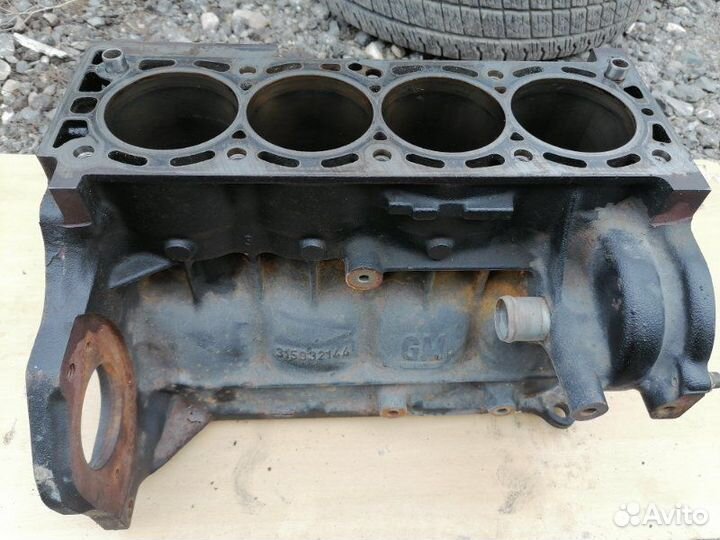 Блок двигателя Opel Z18XE