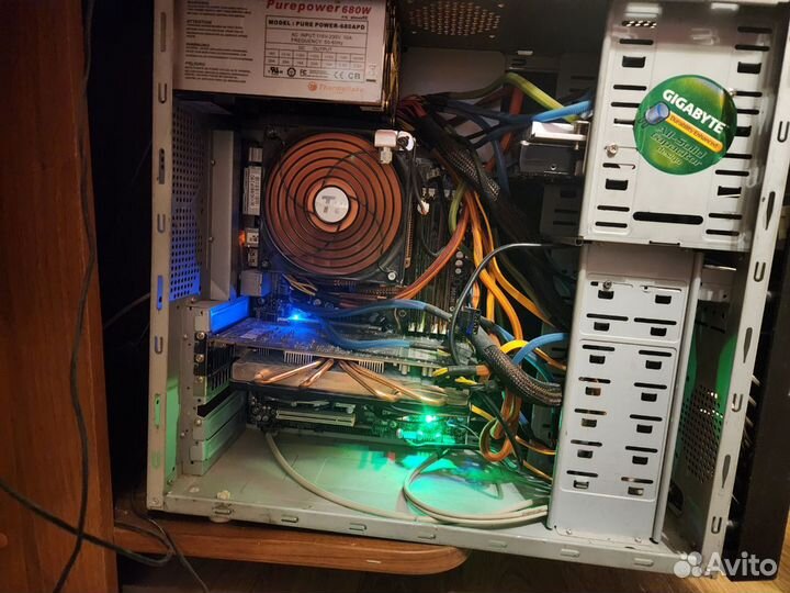 Intel Core2Duo E8400, HDD 1.5Тб, RAM 4Gb, HD 6870
