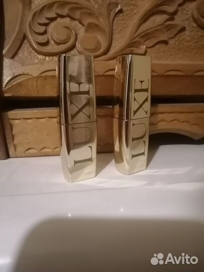 Помада новая, парфюм Avon