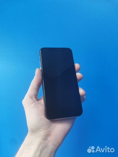 Замена разбитого стекла на iPhone