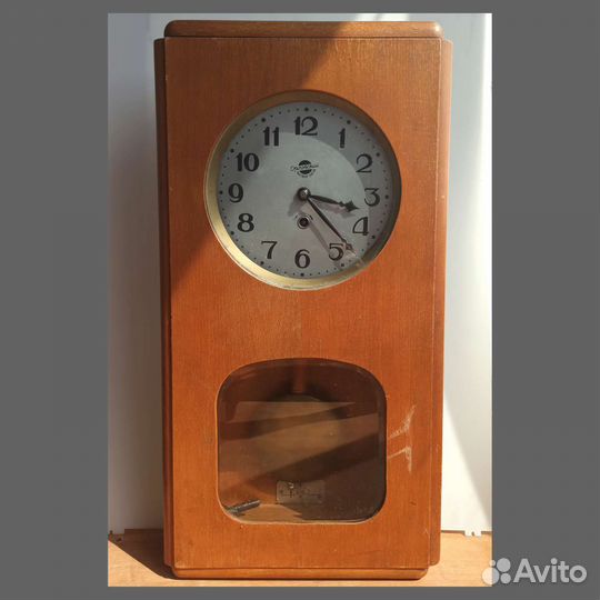 Старинные настенные часы