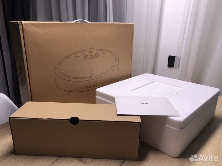 Робот пылесос Xiaomi mi robot vacuum