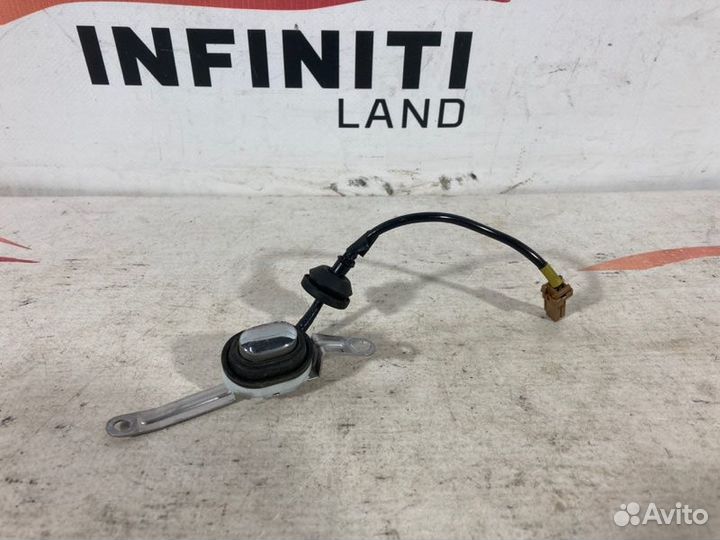 Кнопка открывания багажника Infiniti Qx50 Ex J50