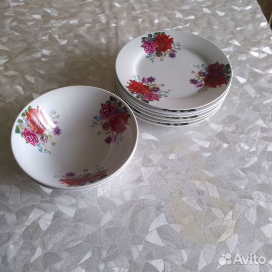 Комплект столовой посуды