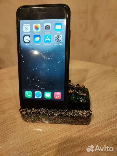 Подставка для телефона из эпоксидной смолы