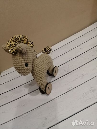 Игрушка лошадка