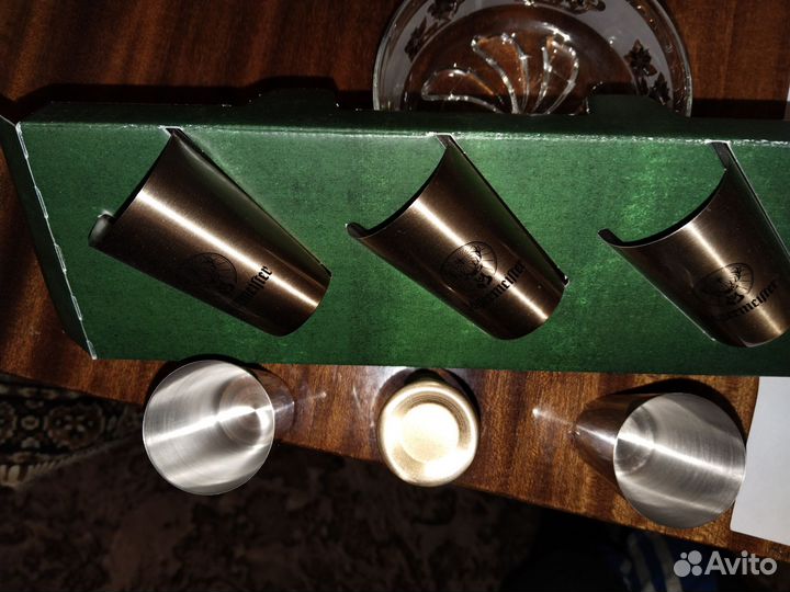 Металлические стопки германия