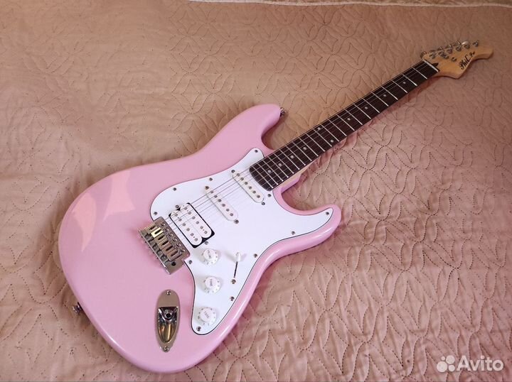 Электрогитарный набор Розовая PhilPro stratocaster