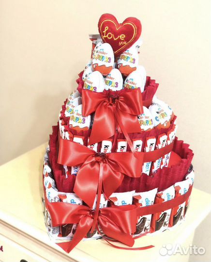 Огромный торт сердце из киндер шоколада