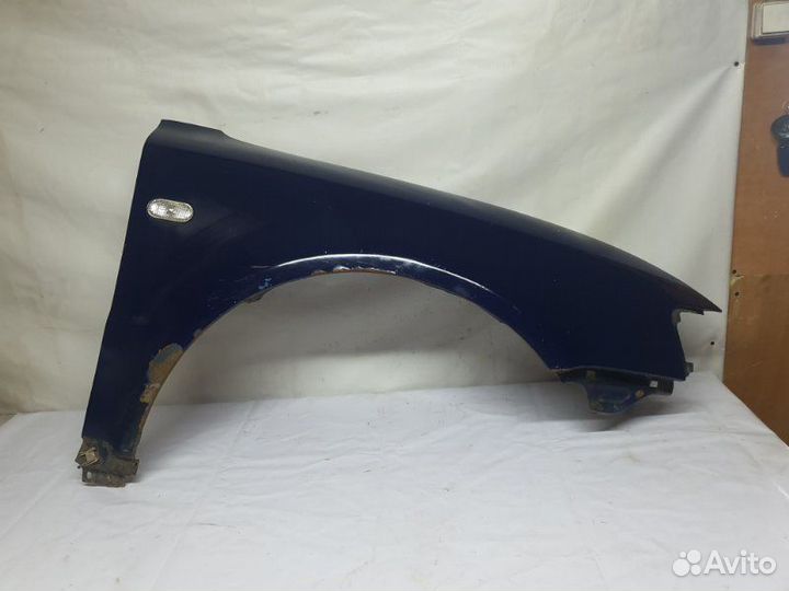 Крыло переднее правое Volkswagen Passat B5