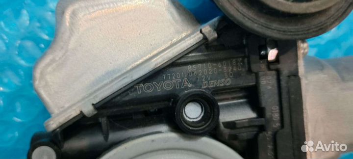 Стеклоподъёмник задней двери lexus LX 570 левый