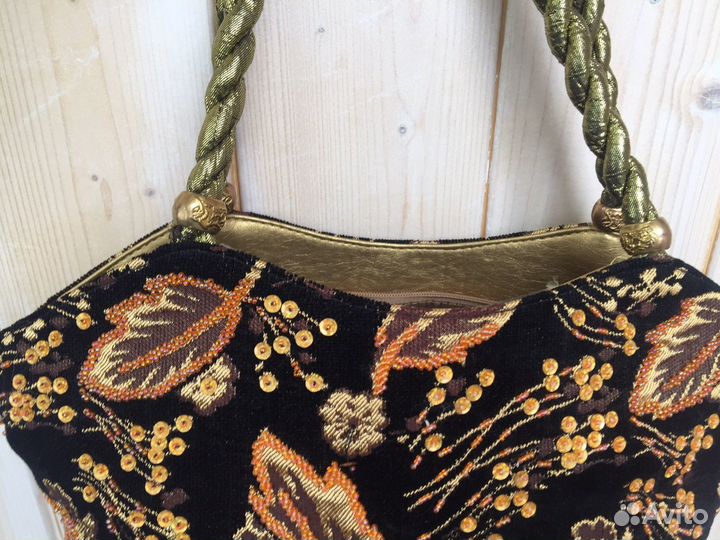 Cумка винтажная бархатная вышивка и пайетки