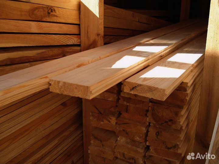 Прочные доски из лиственницы по привлекательной це
