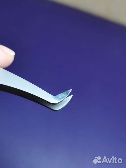 Пинцет для ресниц EvaBond