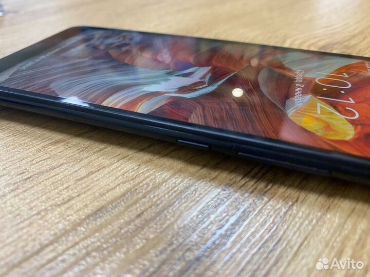 Xiaomi Redmi 6, 3/32 ГБ