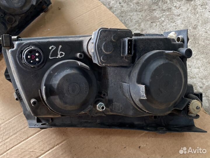 Фара Volkswagen Passat B5 правая