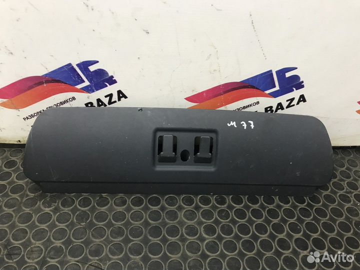 81629300193 Накладка салона кабины верхняя