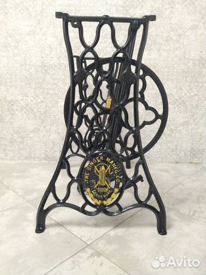 Чугунная станина singer