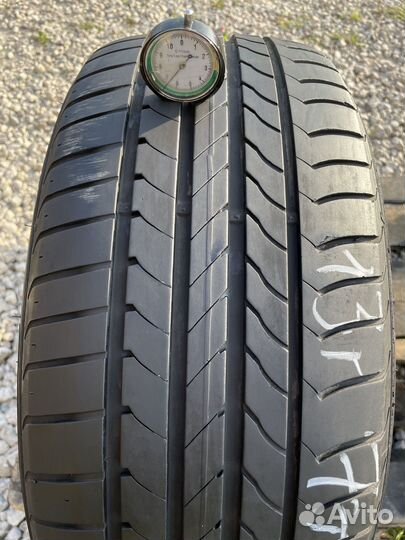 Goodyear EfficientGrip 225/45 R18