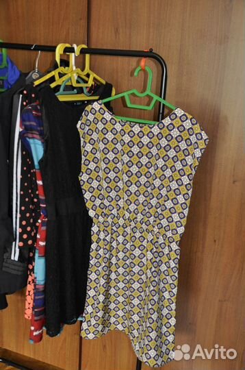 Пакет одежды для девушки или подростка