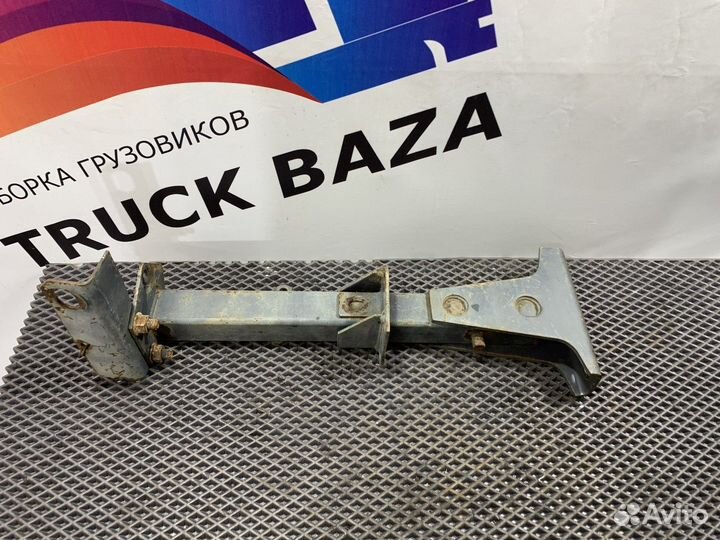 Кронштейн переднего крыла Daf CF