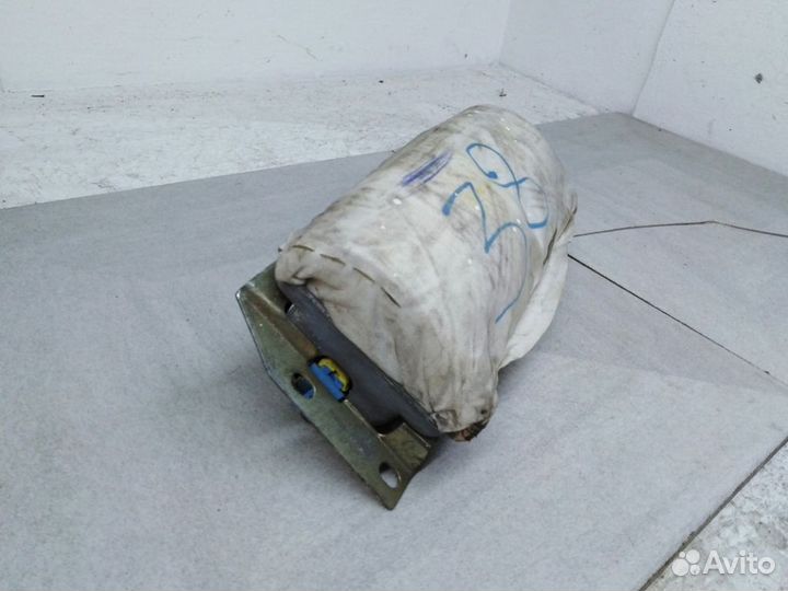 Подушка безопасности в торпеду 72128236292