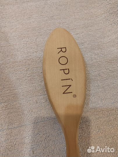 Массажная щётка. Щетка сухого массажа